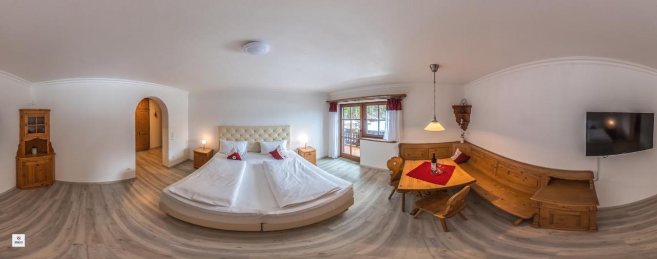 Landhotel Laerchenhuegel Oberammergau Eksteriør bilde